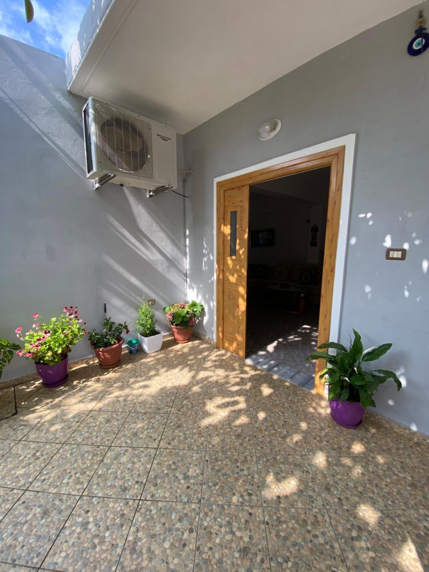 Albi'S Guesthouse คซามิล ภายนอก รูปภาพ