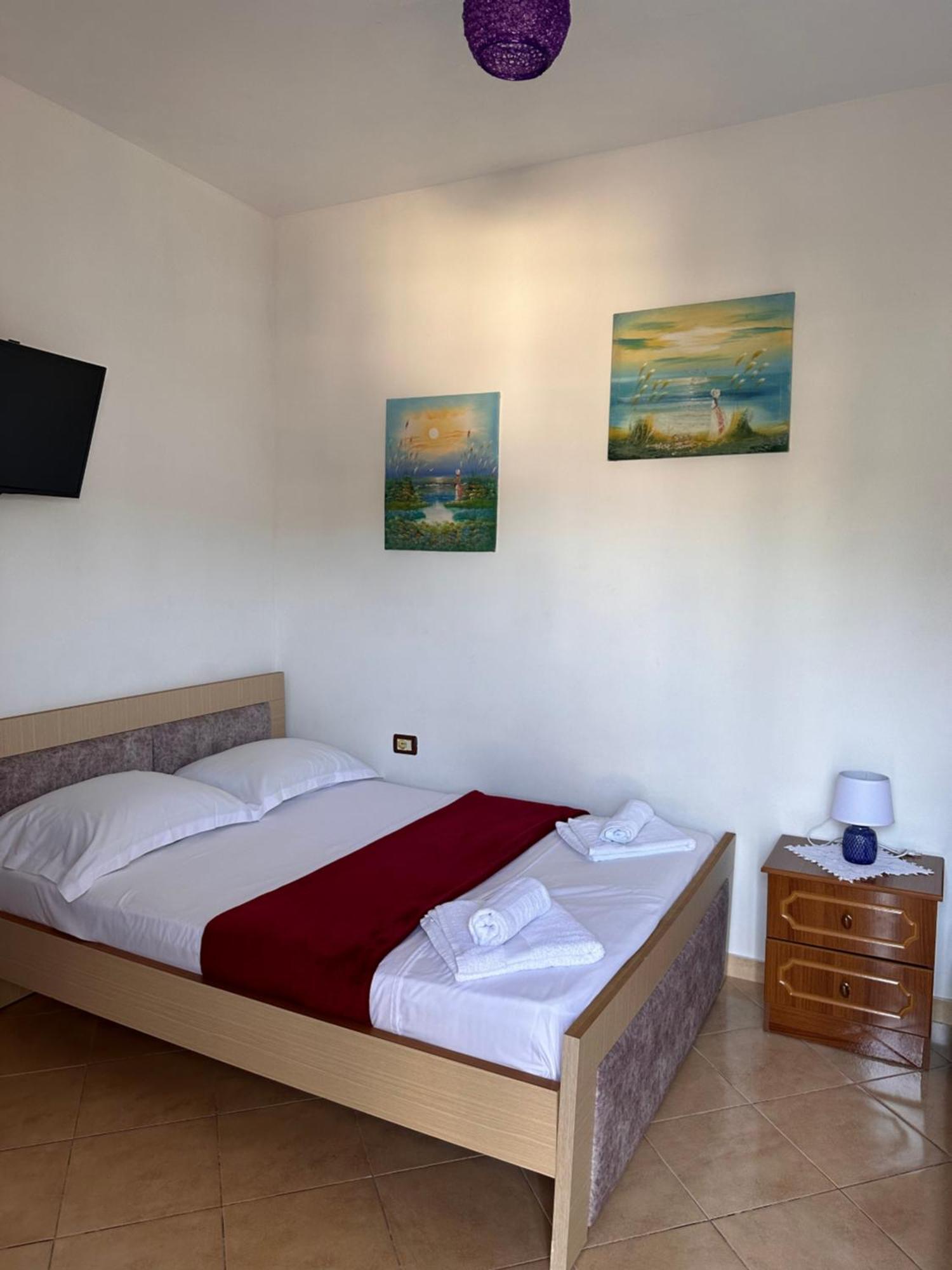 Albi'S Guesthouse คซามิล ภายนอก รูปภาพ
