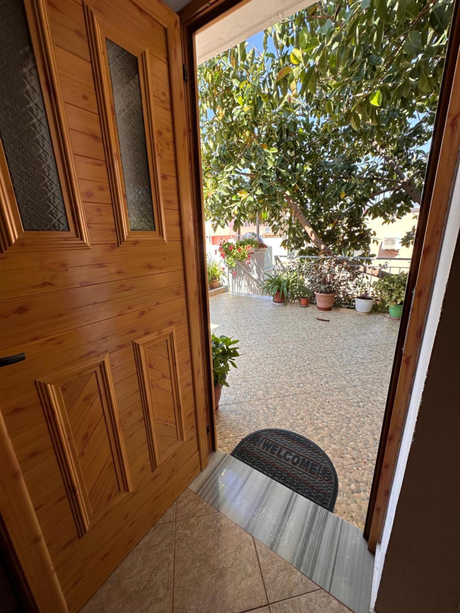 Albi'S Guesthouse คซามิล ภายนอก รูปภาพ