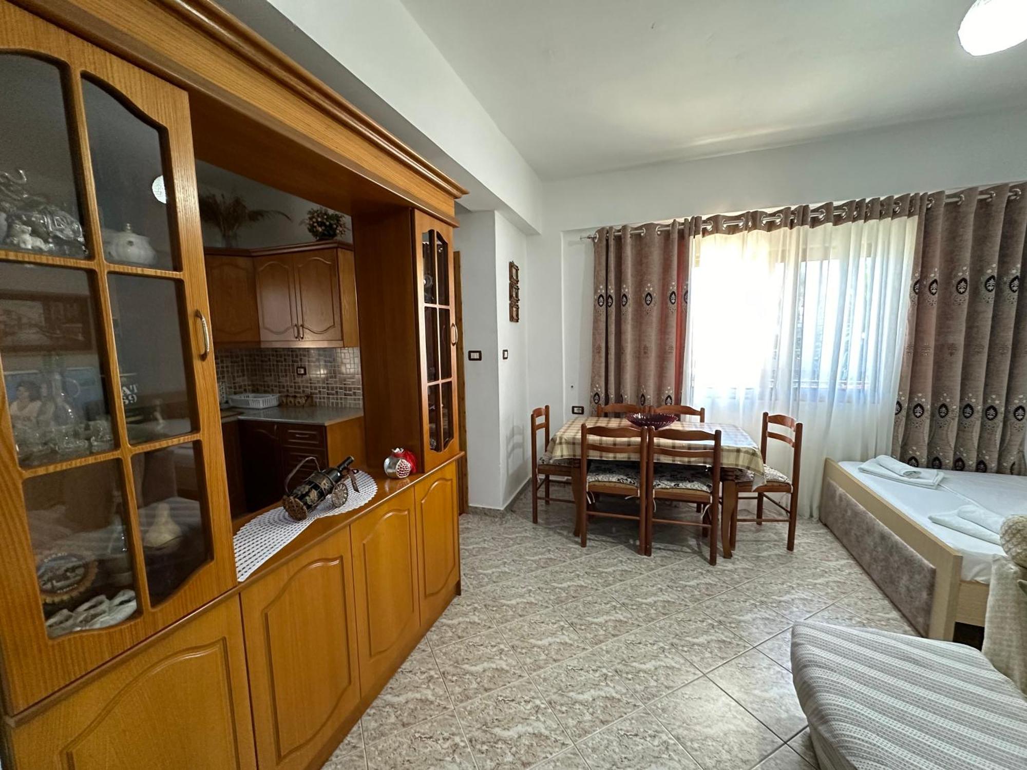 Albi'S Guesthouse คซามิล ภายนอก รูปภาพ